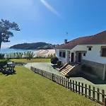 En Sanxenxo, Encima De La Playa Canelas