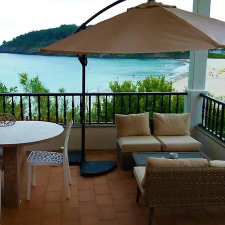 Holiday home En Sanxenxo, Encima De La Playa Canelas