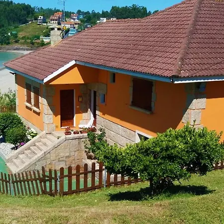 Holiday home En Sanxenxo, Encima De La Playa Canelas