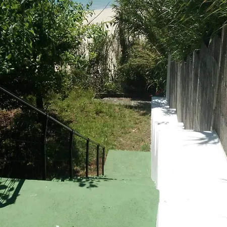 En Sanxenxo, En Playa Canelas * 桑亨霍