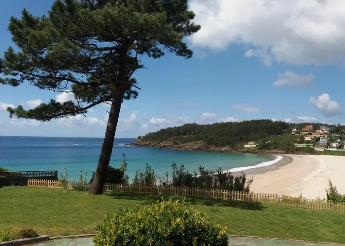 En Sanxenxo, En Playa Canelas * Sanxenxo